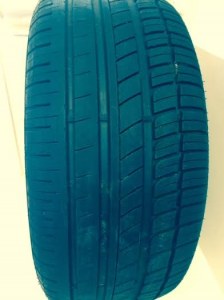 Pneu 225/50R16 Avon Demonte 225/50R16AVON